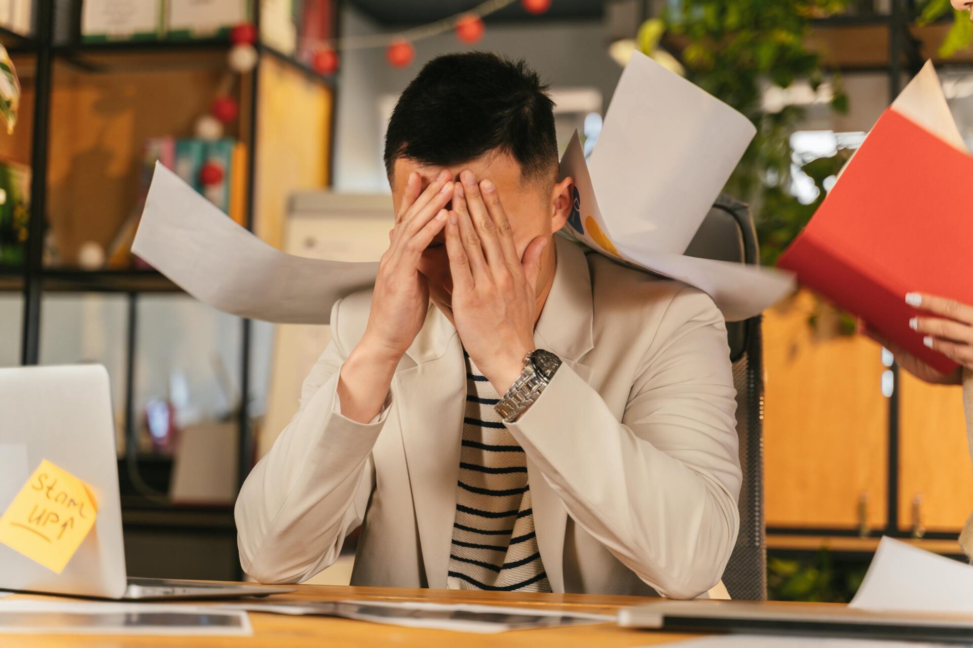 Struggling to Get Things Done? How to Overcome ADHD Overwhelm
